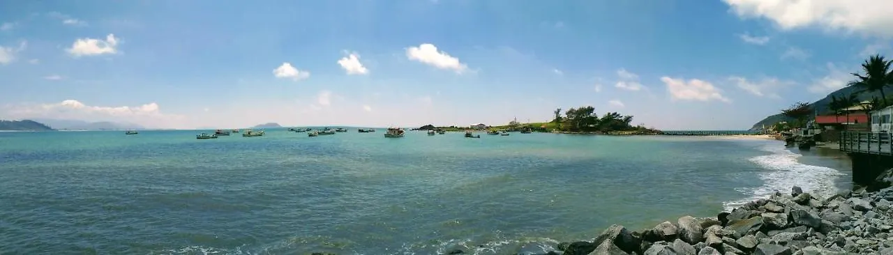 Chalé Praia da Armação Florianópolis Quarto em Acomodações Particulares