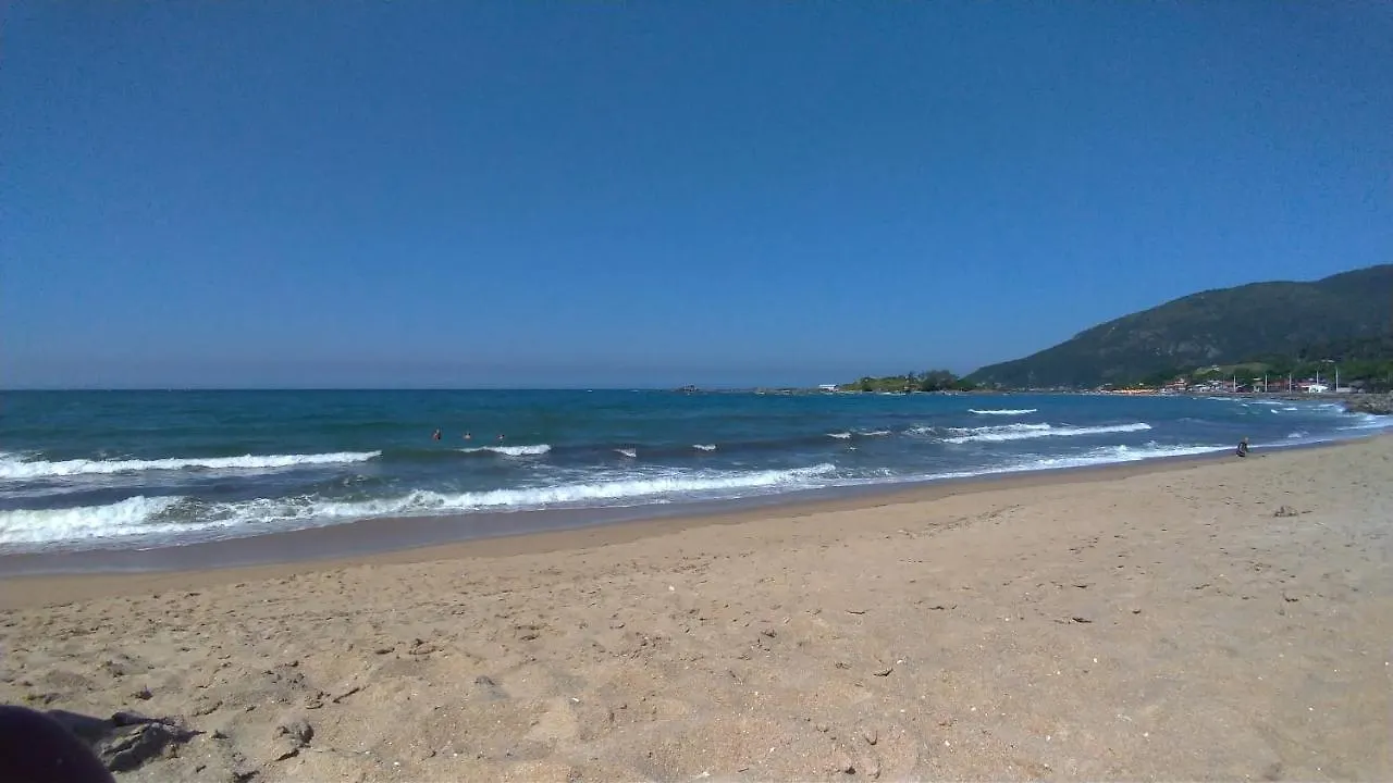 Quarto em Acomodações Particulares Chalé Praia da Armação Florianópolis Brasil